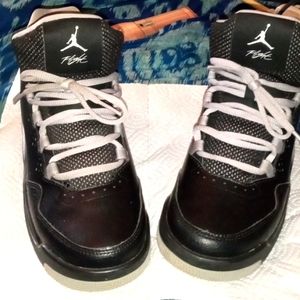 Jordan Flight ✈️...BLK&gray